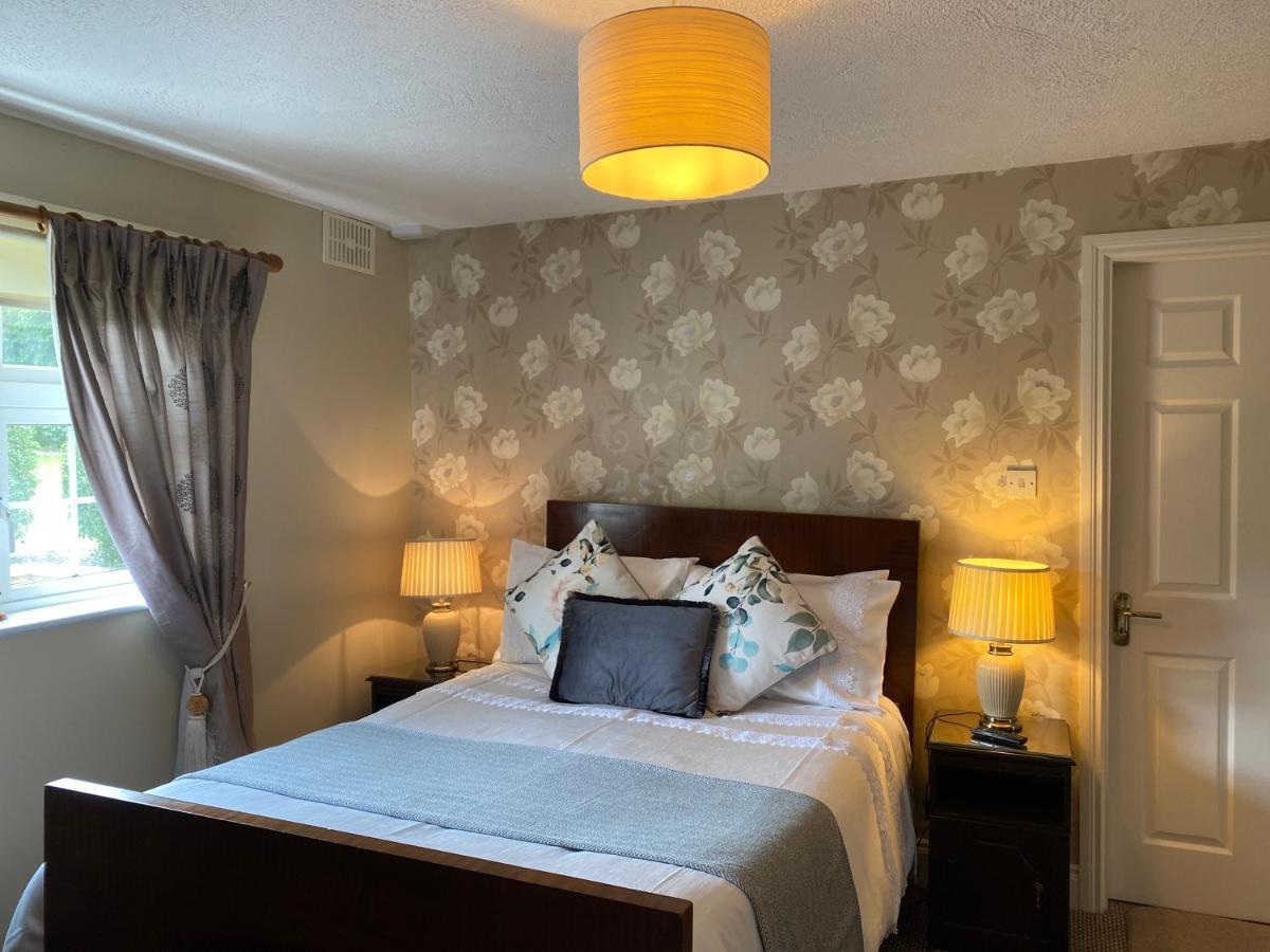 キャッシェル Copperfield House Bed & Breakfast エクステリア 写真