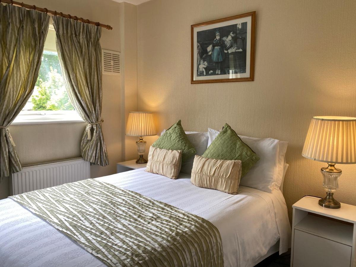 キャッシェル Copperfield House Bed & Breakfast エクステリア 写真