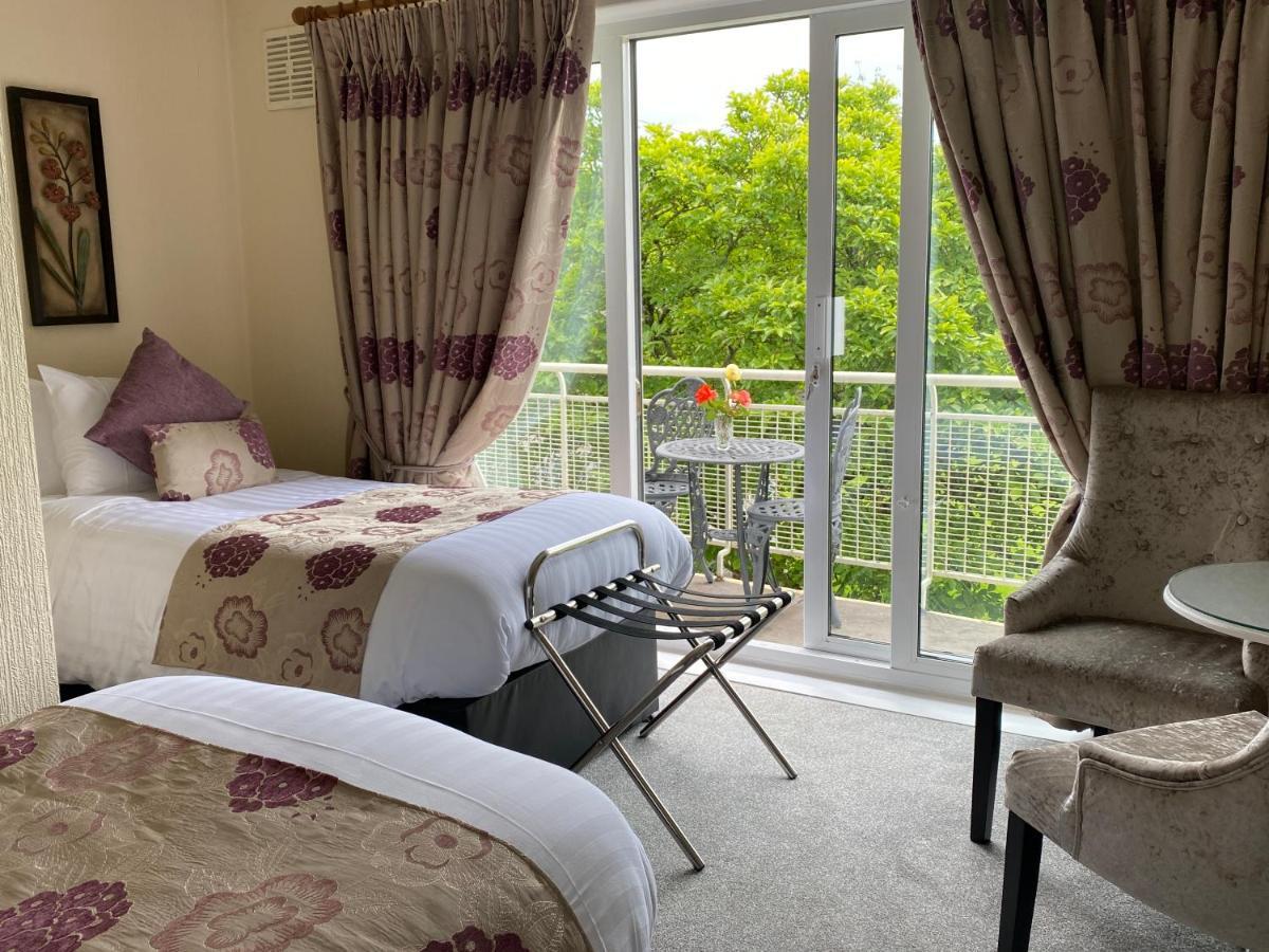 キャッシェル Copperfield House Bed & Breakfast エクステリア 写真